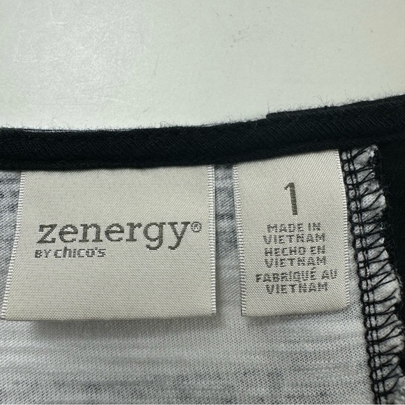 Zenergy by Chico’s Black Cotton Blend Top Womens Medium Short Sleeve Colorblock - Picture 4 of 7